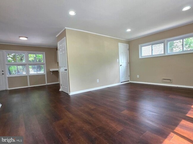 Photo - 1030 Collwood Rd