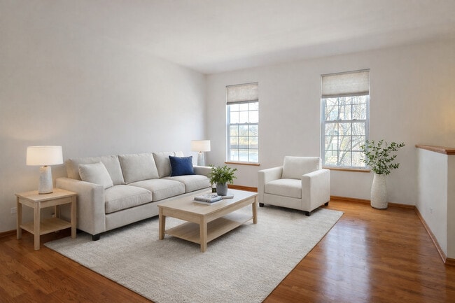 Photo - 212 Willow Blvd