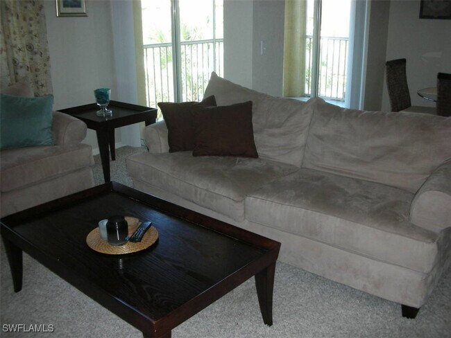 Photo - 6360 Aragon Way Unidad 304