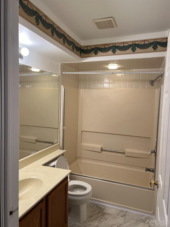 1337 Waterford Dr Condo Condo for Rent in Edison, NJ