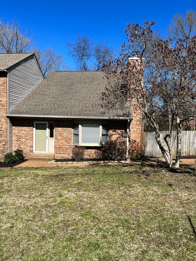 Building Photo - 119 Guill Ct