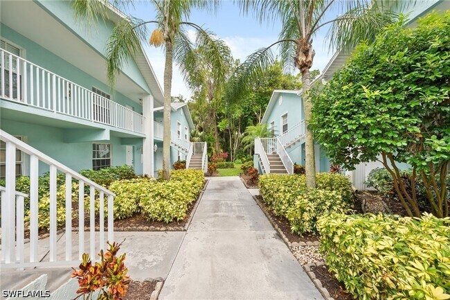 28260 Pine Haven Way Unidad 84