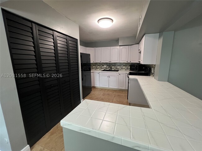 1854 SW 81st Terrace
