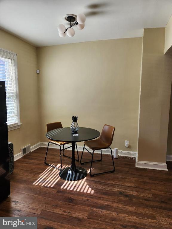 Photo - 2330 14th Pl SE