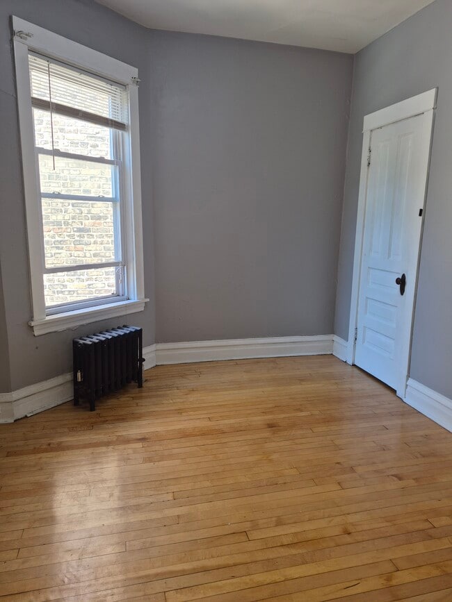 Photo - 2707 N Kimball Ave Unit 2