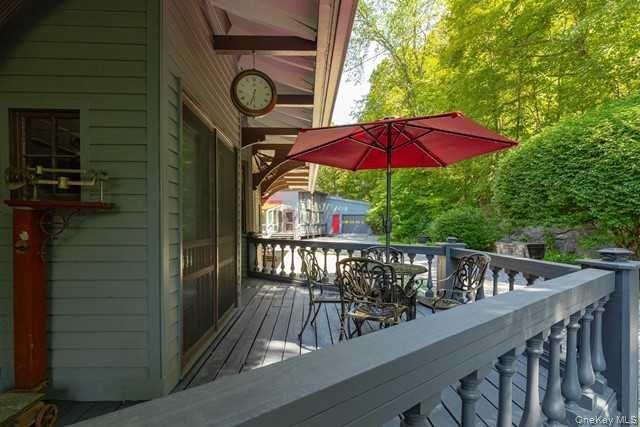 Photo - 15 Old Depot Way