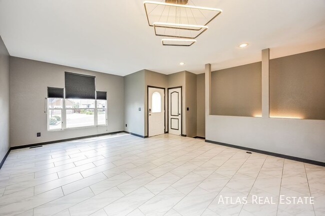 Photo - 7045 Wood Lily Dr