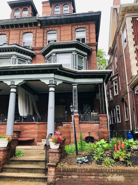 front house - 323 S 46th St Apartments Unit R2
