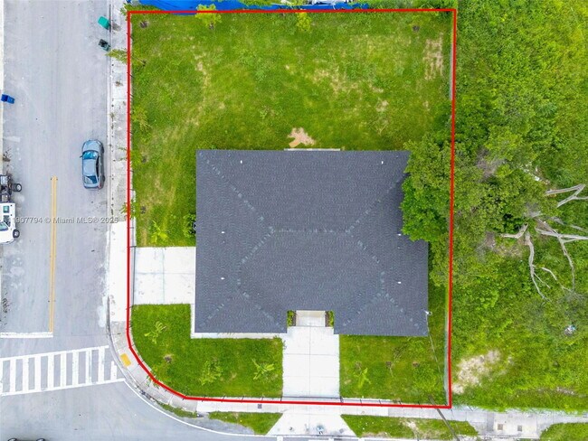 Photo - 11870 SW 220th St