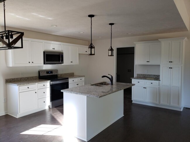 Photo - 1627 Old Lake Rd Casa