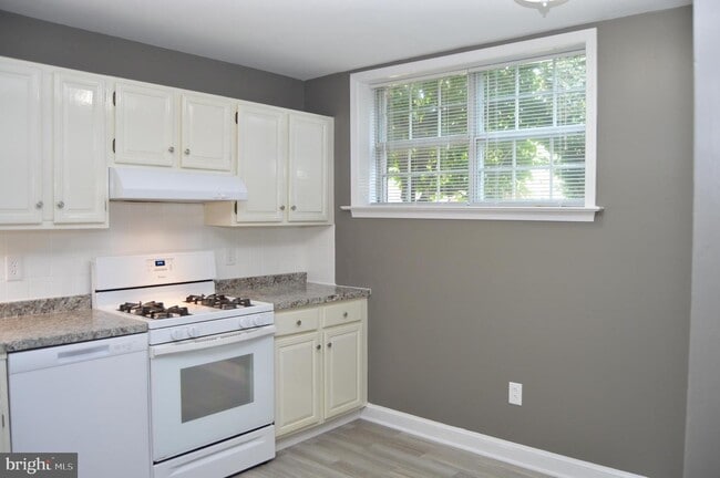 Photo - 25109 Tralee Ct