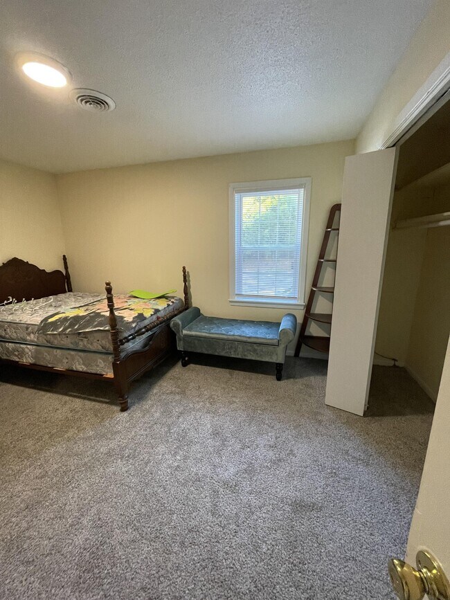 230 Park Ln Townhome Townhome Rental in Newton NC