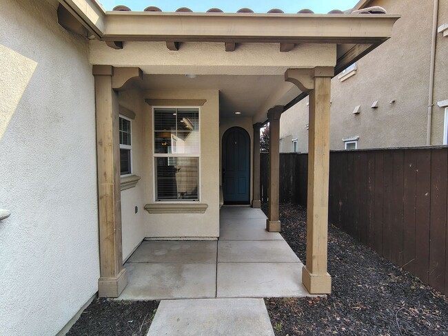 Photo - 363 Cabernet Dr