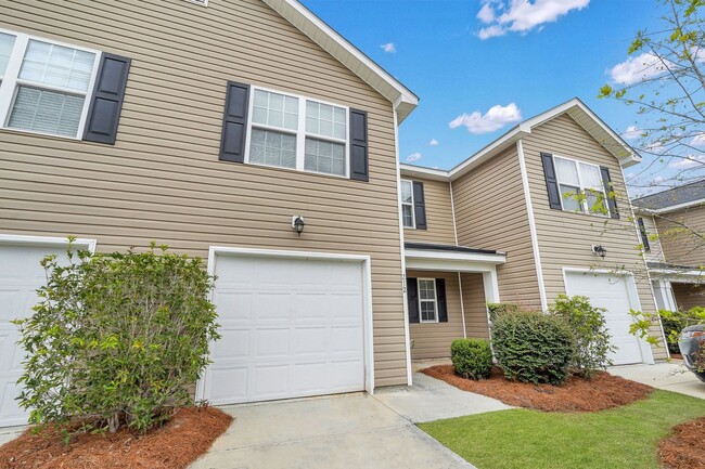 Savannah Highlands Townhome Available - Savannah Highlands Townhome Available