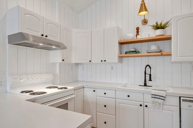 Photo - 1333 NE Market Dr Unit Apt B