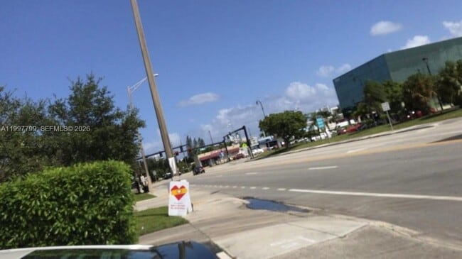 Photo - 1845 Pembroke Rd Unit 1-1