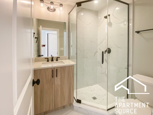 Photo - 2541 N Campbell Ave Unit 1