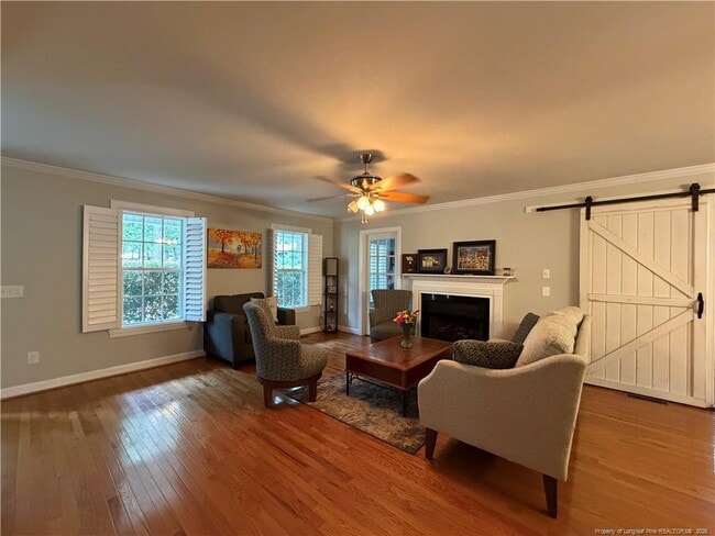 Photo - 35 Woodbury Ln