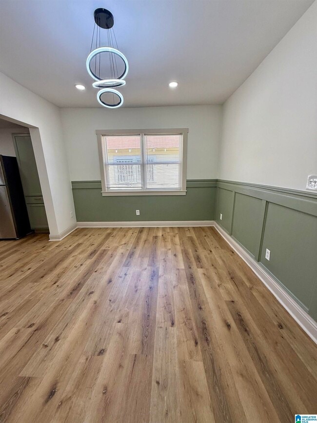 Photo - 212 Bankhead Hwy W