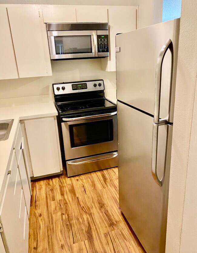Photo - Kenny Apartments