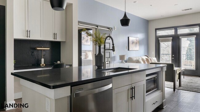 2550 Blackmon Dr Unit 2407