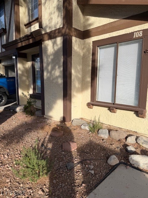 Photo - 108 Boysenberry Ln