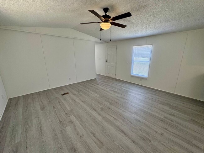 Photo - Galivants Ferry - 3 Bedroom / 2 Bathroom M...