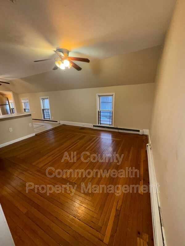 Photo - 56 Parker St Unit 2