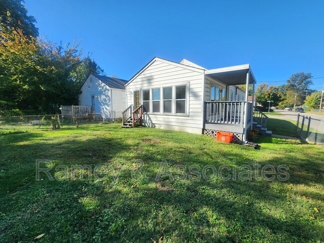 Photo - 4401 Bellevue Ave