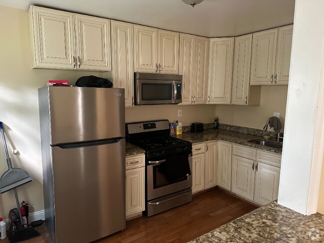 Building Photo - 4318 23rd Pkwy Rental