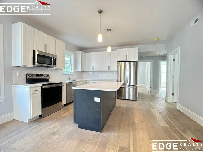 Photo - No Brokers Fee, No Security Deposit, In-Unit Washer and Dryer, Central Heat/AC, New Construction