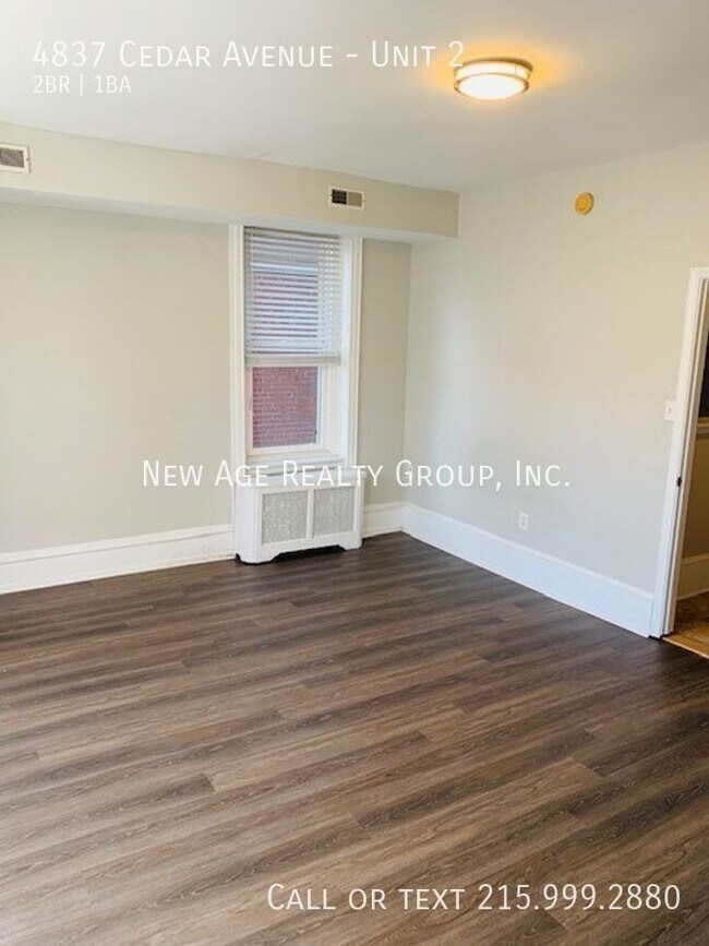 Photo - Spacious 2 bedroom, 1 bathroom apartment l... Unit 2