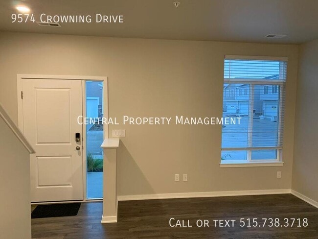 Building Photo - 9574 Crowning Dr Rental