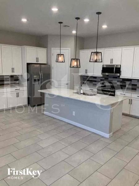 Photo - 19731 W Jackson St