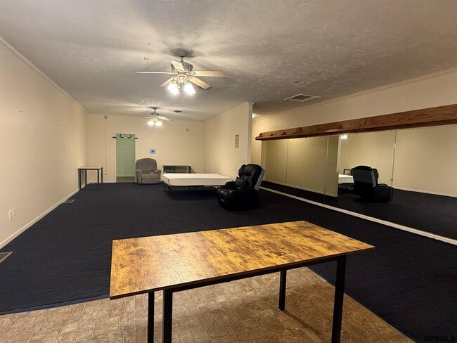 Photo - 110 E Mission Ave