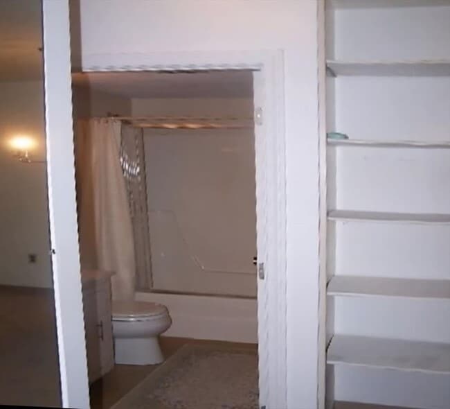 Photo - 179 Presidents Ln Unit 1B