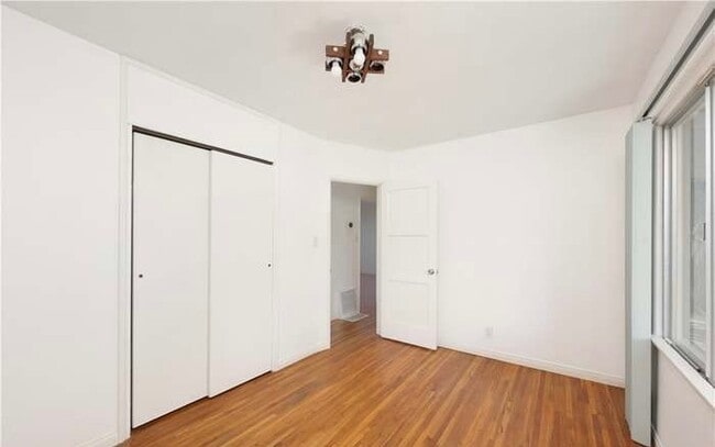 Photo - 12619 Eastbrook Ave