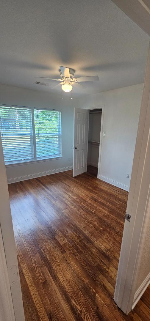 Photo - 408 S Andrews Dr