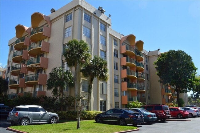 Building Photo - 9320 Fontainebleau Blvd Unit 609