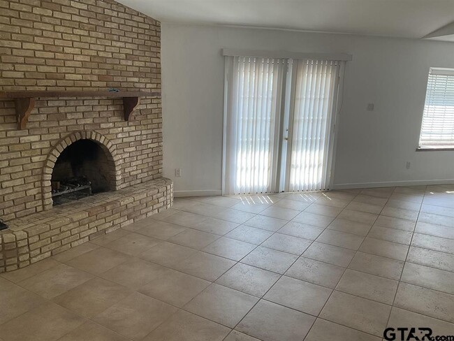 Photo - 5101 Foxglove Cir