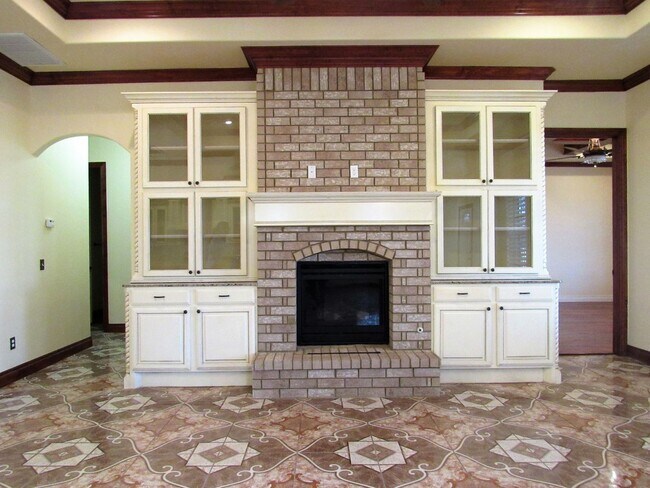 Photo - 7709 NW 21st St