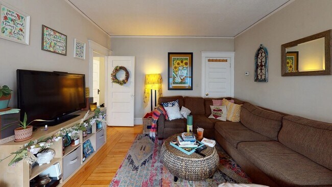 Photo - 295-297 Washington St Unit 297