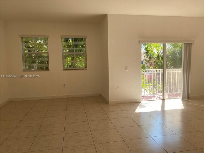 Building Photo - 210 NW 109th Ave