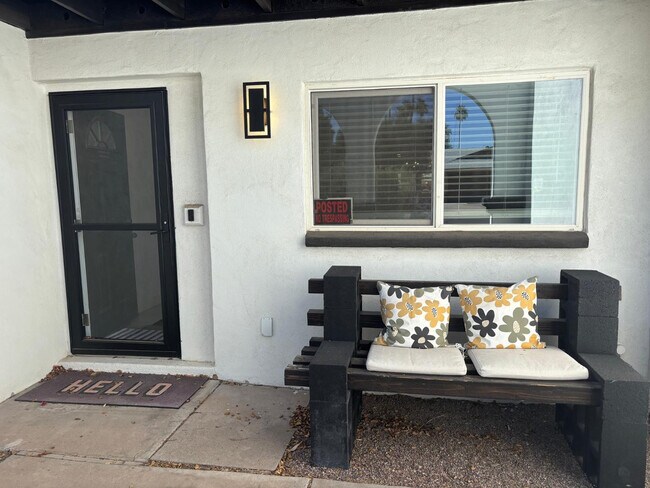 Photo - 2902 W Straford Dr