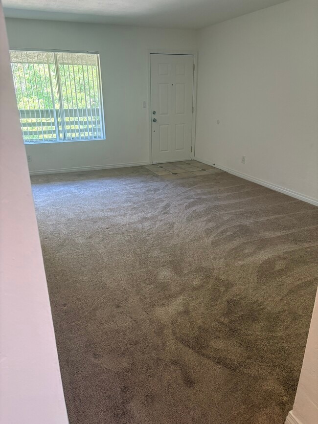 Photo - 1490 W Lambert Rd Unit 1490 W Lambert Rd,  312