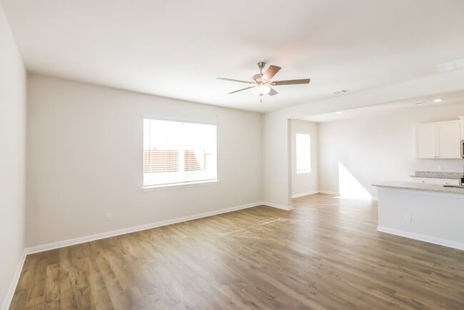 Photo - 409 Sunny Highlands Dr