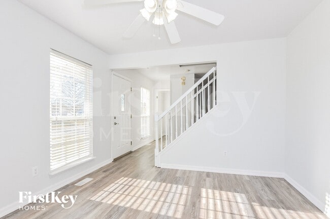 Photo - 209 Royallsprings Pkwy