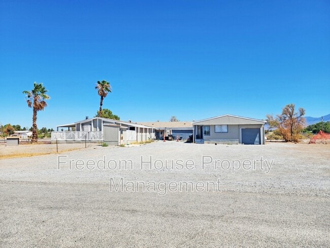 Photo - 5231 Money St