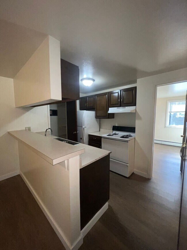 Photo - Robertson1001 (KC-JF) Unidad B4