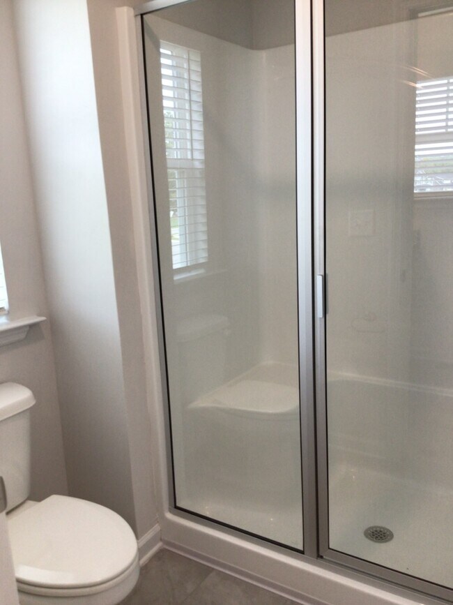 Photo - 605 Hampton Dr